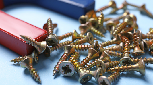 stainless steel screws attracted to a magnet