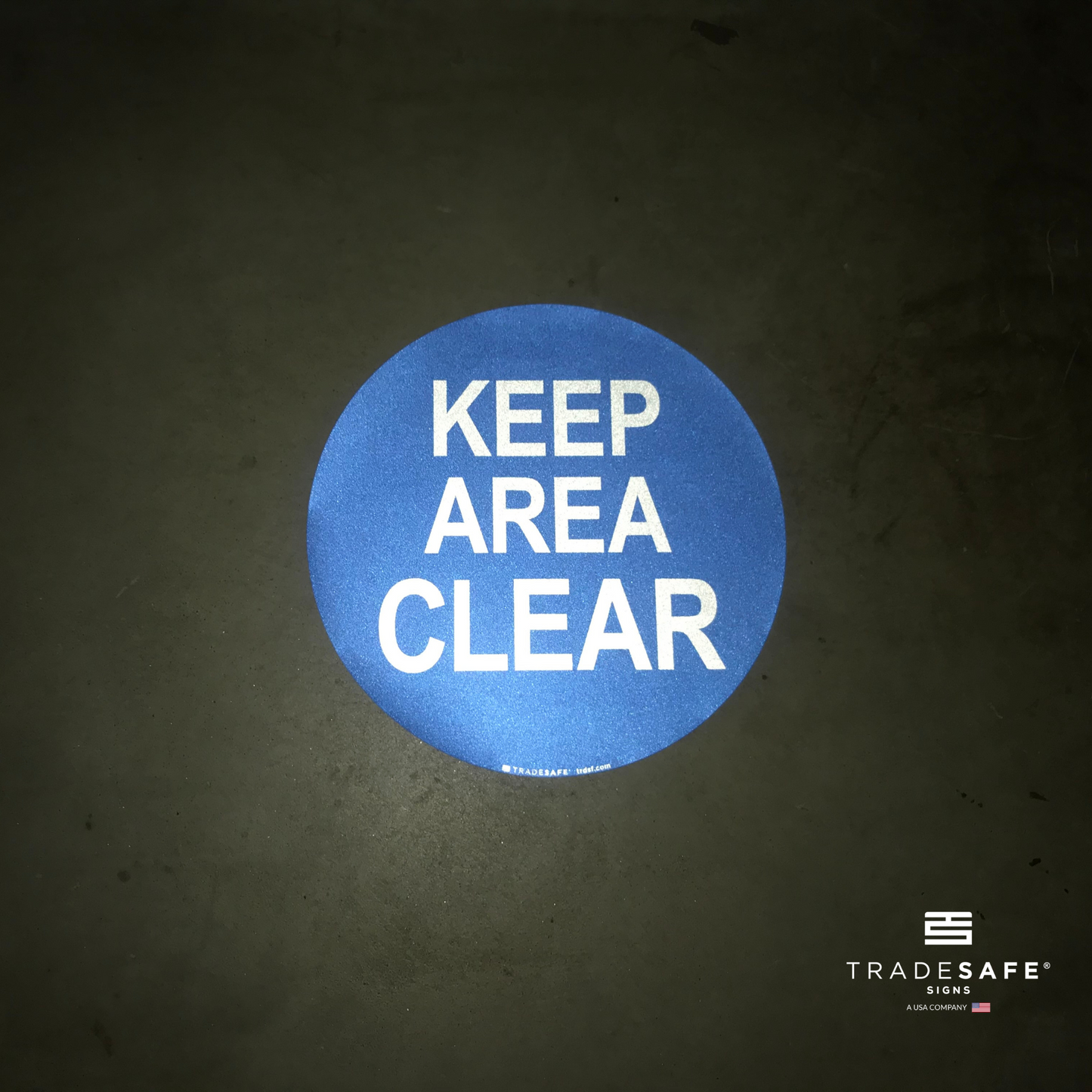 reflective attribute of keep area clear sign on black background