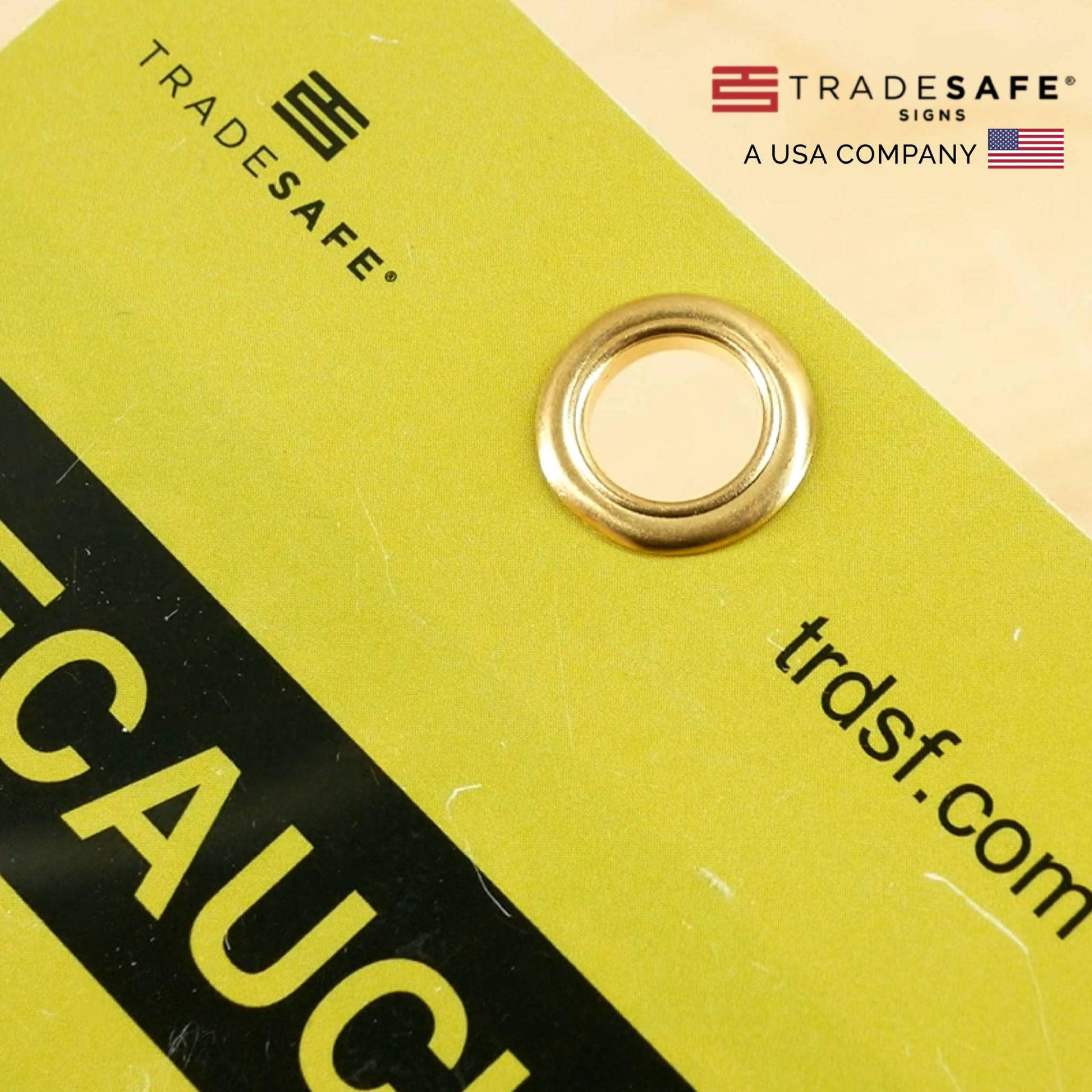 close-up view of spanish caution out of service tag focusing on its hole